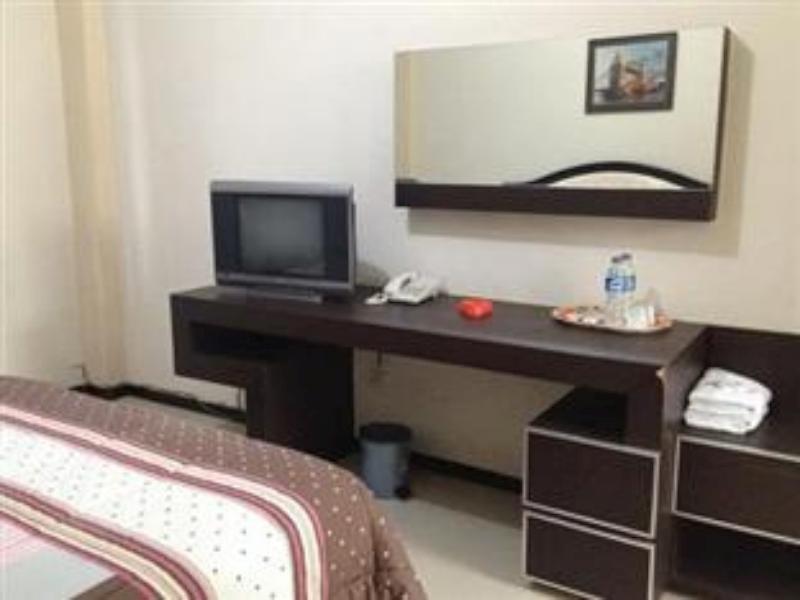 Hotel Galuh Anindita 요그야카르타 외부 사진
