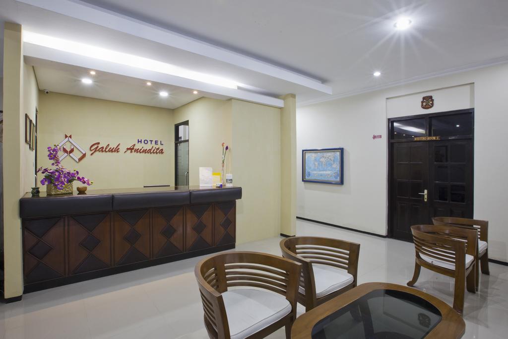Hotel Galuh Anindita 요그야카르타 외부 사진