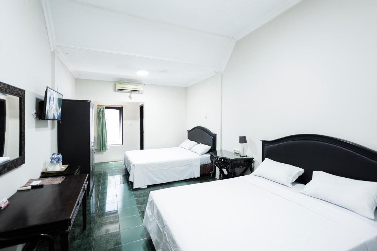 Hotel Galuh Anindita 요그야카르타 외부 사진