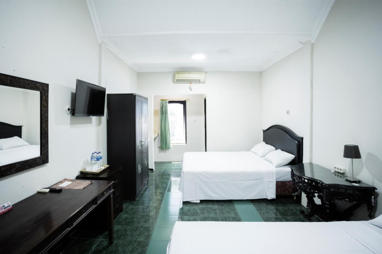 Hotel Galuh Anindita 요그야카르타 외부 사진
